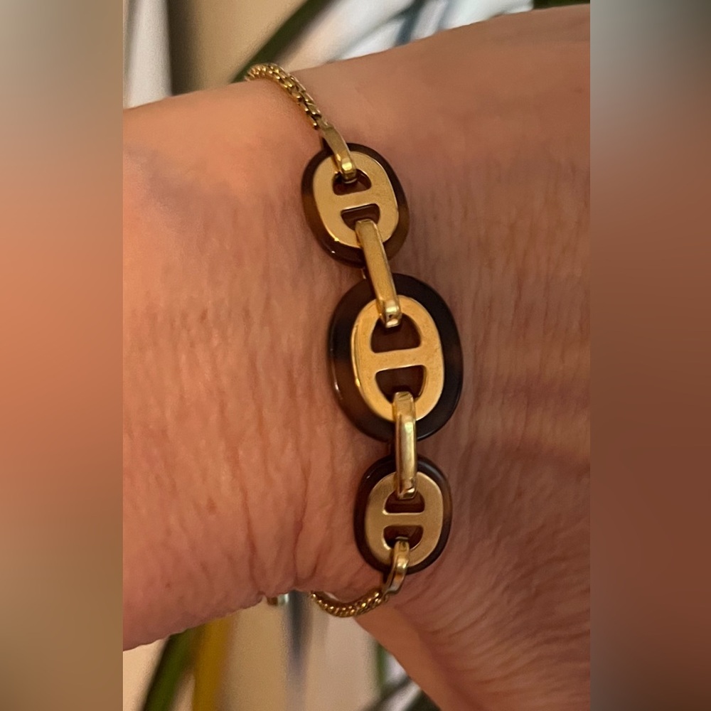 Michael Kors Tortoise and Gold-tone Maritime Link Bracelet (only) - Picture 7 of 11